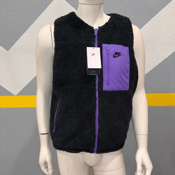 Nike Club Reversible Winterized Vest - Picture 4 of 11